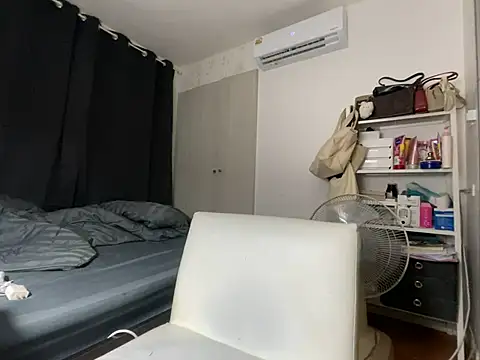 Snapshot of iamMalixxx chatting on December 29, 2024, 12:55 pm iamMalixxx online show from December 29, 2024, 12:55 pm