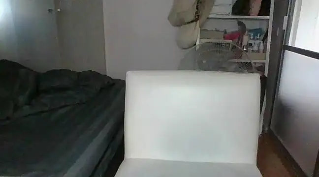 Snapshot of iamMalixxx chatting on March 12, 2025, 10:59 am iamMalixxx online show from March 12, 2025, 10:59 am