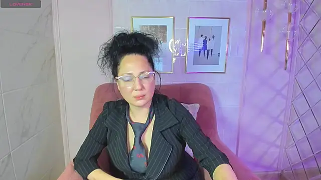 Snapshot of Anita_Muse chatting on December 20, 2024, 5:29 pm Anita Muse online show from December 20, 2024, 5:29 pm