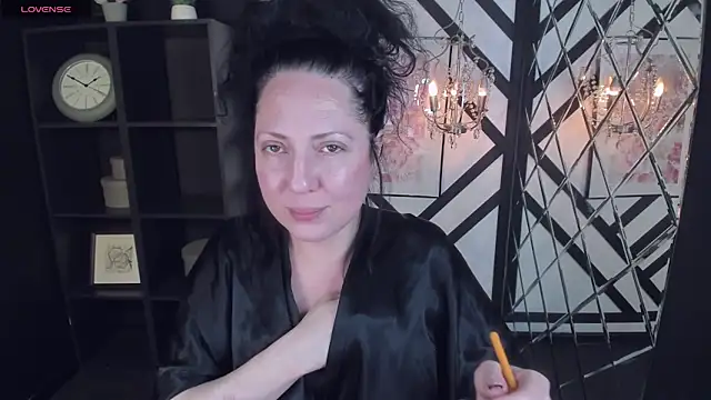 Snapshot of Anita_Muse chatting on January 6, 2025, 12:05 am Anita Muse online show from January 6, 2025, 12:05 am