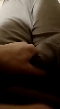 Snapshot of NudeYogaBoy chatting on January 4, 2025, 5:05 pm NudeYogaBoy online show from January 4, 2025, 5:05 pm