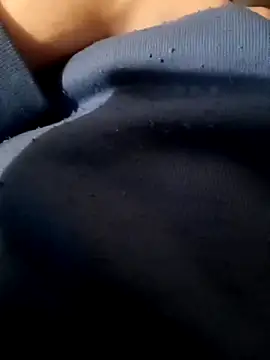 Snapshot of NudeYogaBoy chatting on February 6, 2025, 4:47 pm NudeYogaBoy online show from February 6, 2025, 4:47 pm