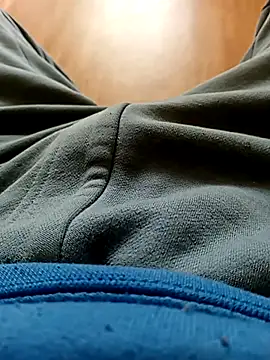 Snapshot of NudeYogaBoy chatting on March 16, 2025, 2:44 pm NudeYogaBoy online show from March 16, 2025, 2:44 pm