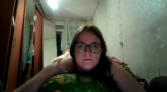 Snapshot of DesireMelissa chatting on February 22, 2025, 4:51 pm DesireMelissa online show from February 22, 2025, 4:51 pm