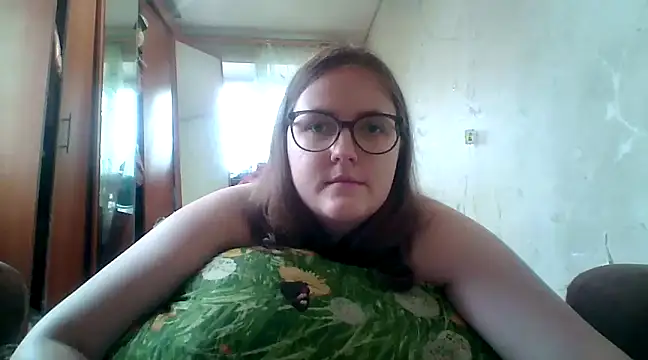 Snapshot of DesireMelissa chatting on March 2, 2025, 12:11 pm DesireMelissa online show from March 2, 2025, 12:11 pm