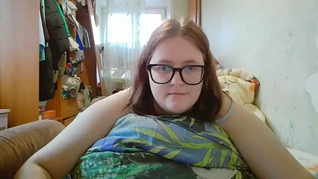 DesireMelissa online show from December 18, 2025, 9:04 am