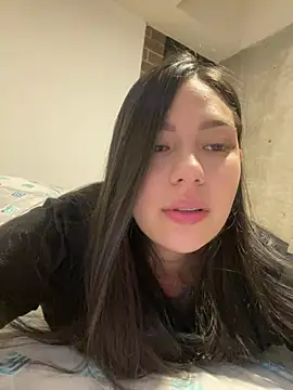 Snapshot of Latina_vanessa chatting on April 25, 2026, 4:04 am Latina vanessa online show from April 25, 2026, 4:04 am