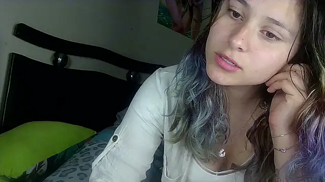 Snapshot of Elith_20 chatting on January 17, 2025, 5:32 am Elith 20 online show from January 17, 2025, 5:32 am
