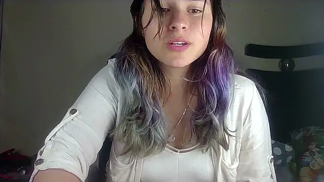 Snapshot of Elith_20 chatting on January 17, 2025, 11:38 am Elith 20 online show from January 17, 2025, 11:38 am