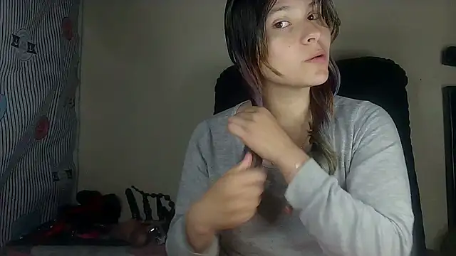 Snapshot of Elith_20 chatting on January 20, 2025, 2:46 pm Elith 20 online show from January 20, 2025, 2:46 pm