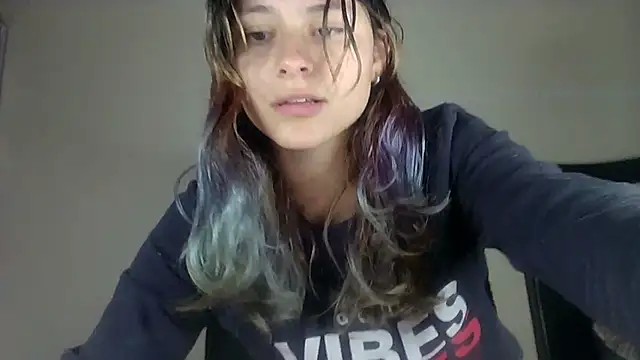 Snapshot of Elith_20 chatting on January 23, 2025, 1:24 pm Elith 20 online show from January 23, 2025, 1:24 pm