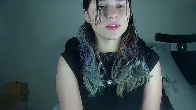 Snapshot of Elith_20 chatting on January 27, 2025, 12:26 pm Elith 20 online show from January 27, 2025, 12:26 pm