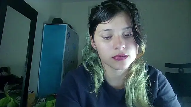 Snapshot of Elith_20 chatting on March 7, 2025, 10:24 am Elith 20 online show from March 7, 2025, 10:24 am