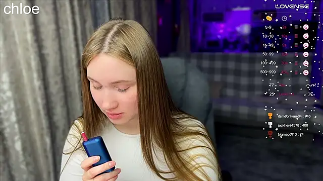 ChloeMillerMeow online show from November 6, 2025, 8:32 pm