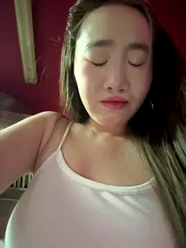 Asianpie  online show from September 12, 2025, 12:11 am