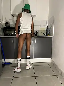 Snapshot of JaroDawg47 chatting on January 14, 2025, 5:23 pm JaroDawg47 online show from January 14, 2025, 5:23 pm