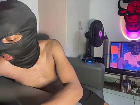 Snapshot of JaroDawg47 chatting on October 13, 2025, 7:25 pm JaroDawg47 online show from October 13, 2025, 7:25 pm