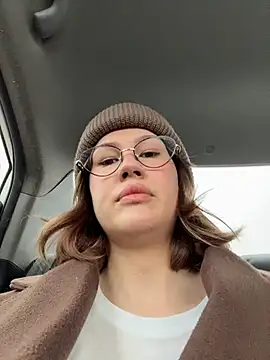 RinaCat online show from March 27, 2026, 5:46 am