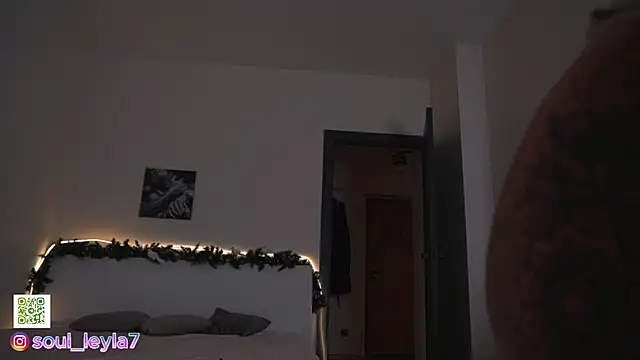 Sola LI online show from December 9, 2024, 12:30 pm