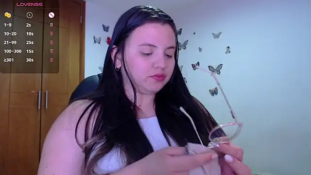 Sarahros1 online show from January 10, 2025, 2:57 am