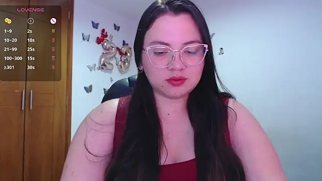 Sarahros1 online show from February 16, 2025, 4:09 am