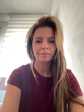 Snapshot of EvaDiamondXX chatting on March 10, 2025, 1:54 pm EvaDiamondXX online show from March 10, 2025, 1:54 pm