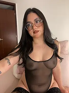 Snapshot of montmariana chatting on July 29, 2026, 12:09 am montmariana online show from July 29, 2026, 12:09 am
