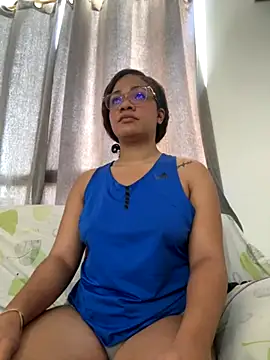 ashley Tompson1 online show from October 9, 2025, 12:14 pm