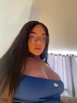Snapshot of ashley_Tompson1 chatting on April 25, 2026, 12:41 pm ashley Tompson1 online show from April 25, 2026, 12:41 pm
