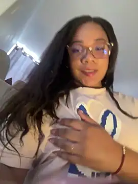 Snapshot of ashley_Tompson1 chatting on May 13, 2026, 1:19 pm ashley Tompson1 online show from May 13, 2026, 1:19 pm