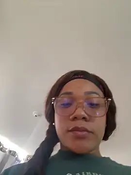 Snapshot of ashley_Tompson1 chatting on June 1, 2026, 4:20 pm ashley Tompson1 online show from June 1, 2026, 4:20 pm