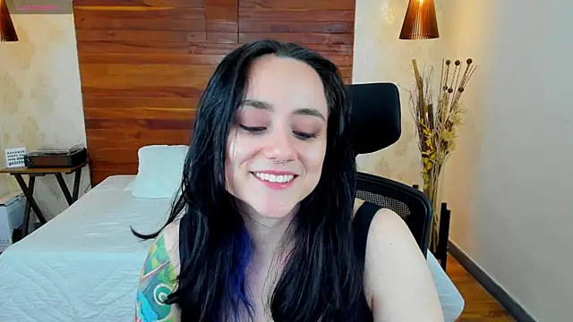 KatherineBond online show from January 24, 2025, 2:07 am