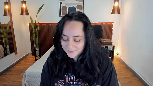 KatherineBond online show from October 13, 2025, 8:09 pm