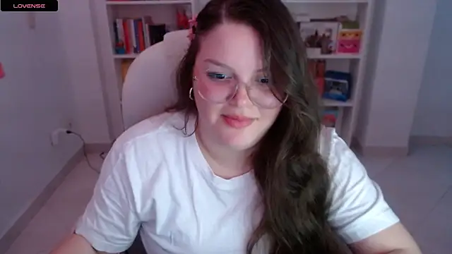 Gabiwaifu online show from February 3, 2025, 6:49 pm