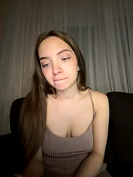 BarbaraFantasy online show from September 23, 2025, 7:28 pm