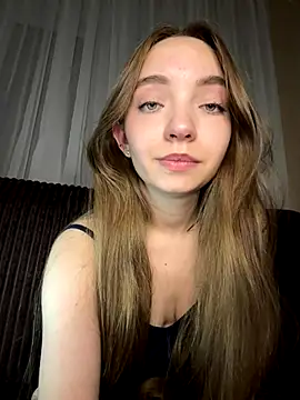 BarbaraFantasy online show from September 29, 2025, 8:02 pm