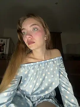 Snapshot of BarbaraFantasy chatting on July 6, 2026, 7:05 pm BarbaraFantasy online show from July 6, 2026, 7:05 pm