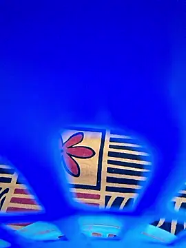 Priya Bong online show from April 20, 2026, 3:53 am