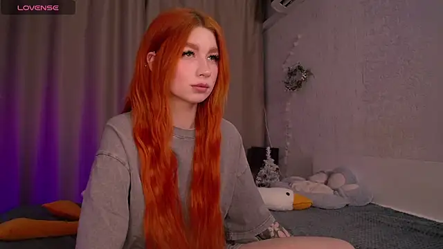 Evaa Moonn  online show from December 28, 2024, 6:29 pm