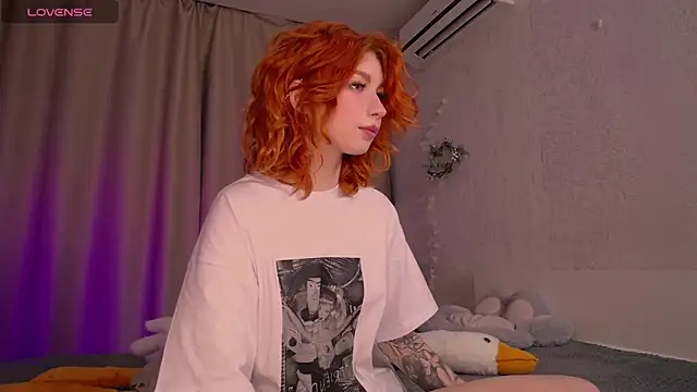 Evaa Moonn  online show from January 27, 2025, 10:49 am