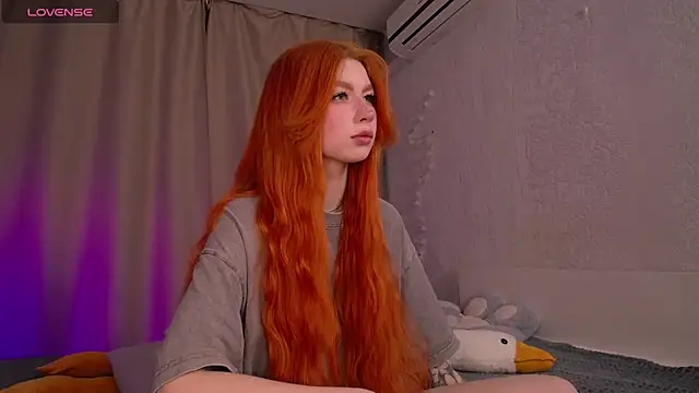 Evaa Moonn  online show from March 11, 2025, 2:43 am