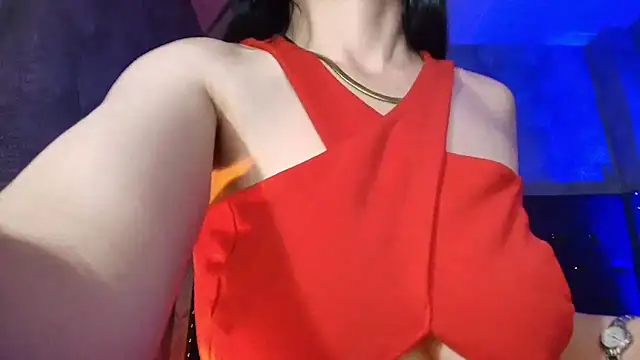 AnnaliOlsenX online show from July 5, 2026, 4:19 am