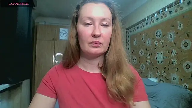 AnnaXLovers online show from May 12, 2026, 5:26 am