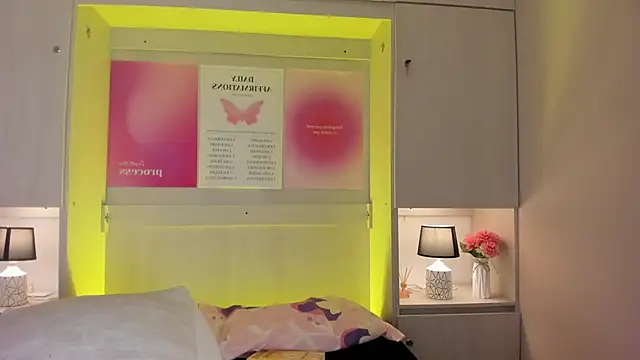 tamaraa smiith online show from February 9, 2026, 7:51 pm