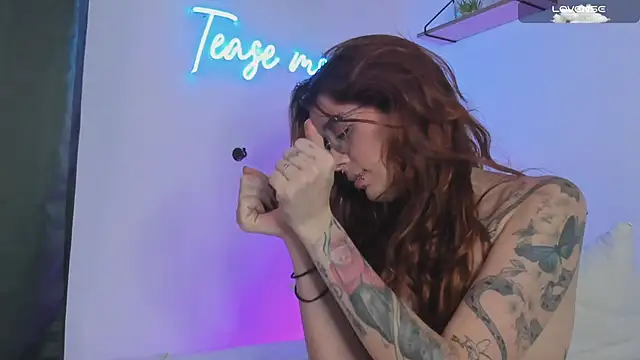 Manuela monroe online show from February 16, 2025, 6:32 am