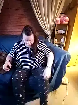 Bayou Woman68 online show from November 16, 2025, 11:27 am