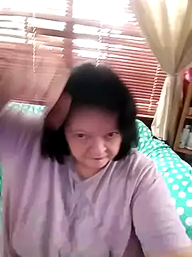 Snapshot of Bayou_Woman68 chatting on July 15, 2026, 4:01 pm Bayou Woman68 online show from July 15, 2026, 4:01 pm
