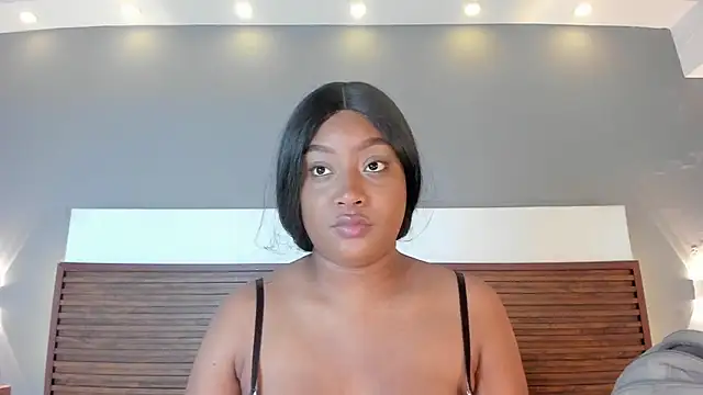 Adelehottman online show from October 21, 2025, 12:06 pm