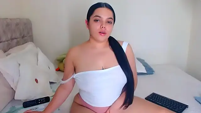 Sara-04 online show from January 13, 2026, 12:16 am