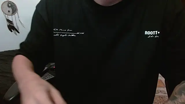 aaron blug online show from October 13, 2025, 9:04 pm